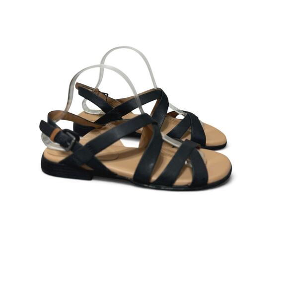 Gentle Souls Shoes - Gentle Souls Women’s Black Leather Strappy Flat Sandals Size 10